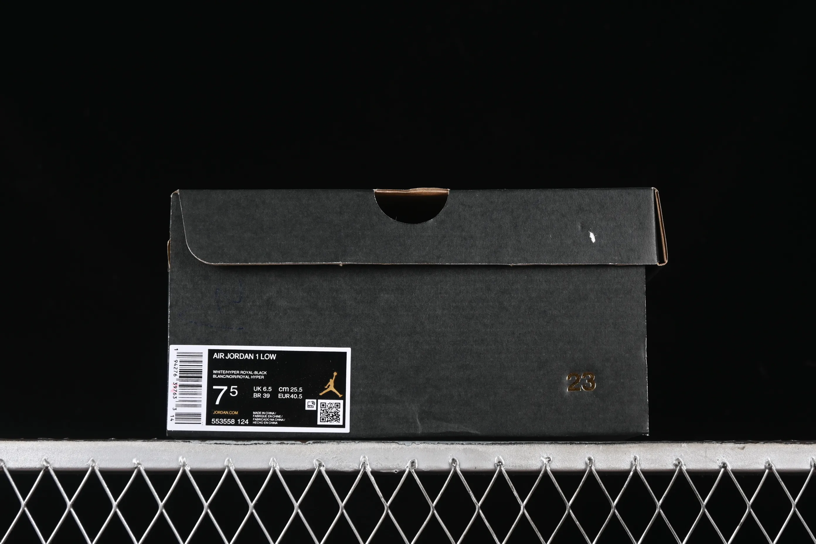 All categories Air Jordan Jordan series basketball shoes Air Jordan 1 Low Z version Air Jordan 1 Low AJ1 Joe 1 white and blue low-top retro basketball shoes 553558-124